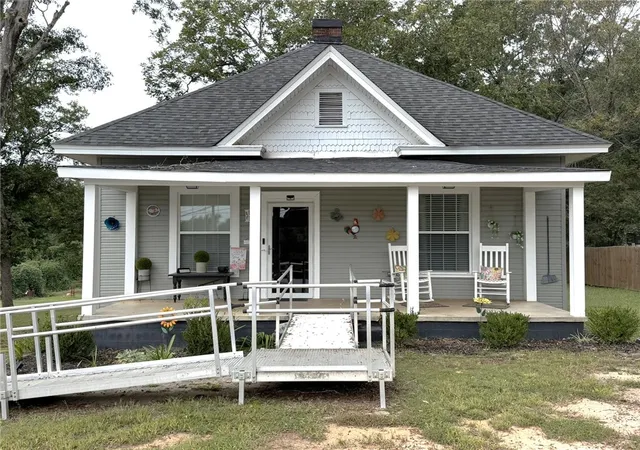 Photo 2 of Single family home for sale at 100 Old Norris Rd, Liberty, SC 29657 | MLS# 20308387 | Listing updated on 2026-10-21