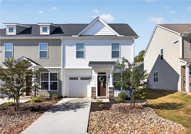 Townhouse for sale at 431 Bee Cvs Way, Pendleton, SC 29670 | MLS# 20308396