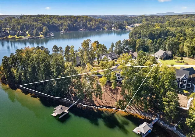 Photo 3 of Single family home for sale at 771 Sunset Cvs Dr, West Union, SC 29696 | MLS# 20307152 | Listing updated on 2026-10-28