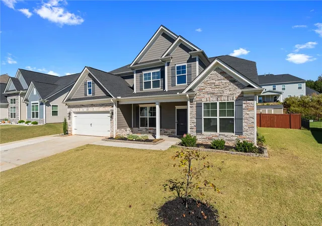 Photo 2 of Single family home for sale at 341 Carriage Hl Dr, Easley, SC 29642 | MLS# 20308403 | Listing updated on 2026-10-25