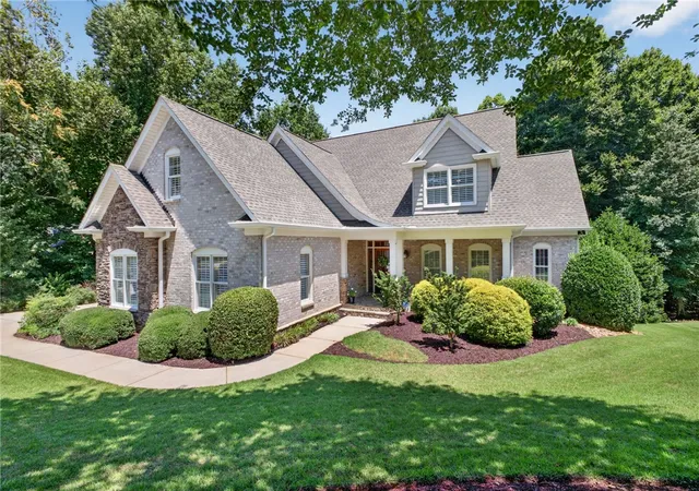 Photo 1 of Single family home for sale at 101 Breton Dr, Greer, SC 29650 | MLS# 20308423 | Listing updated on 2026-10-16