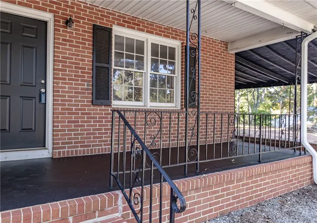 Photo 4 of Single family home for sale at 318 Zion Church Rd, Easley, SC 29642 | MLS# 20308380 | Listing updated on 2026-10-27