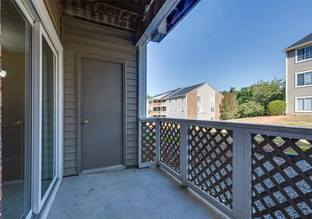 Photo 4 of Condo for sale at 220 Elm St #203, Clemson, SC 29631 | MLS# 20308420 | Listing updated on 2026-10-18