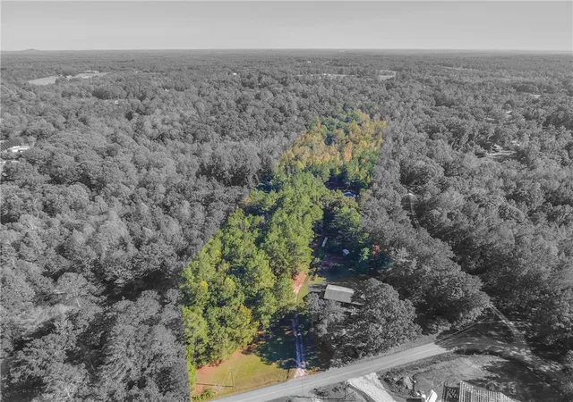 Photo 2 of Single family home for sale at 125 Griggs Rd, Six Mile, SC 29682 | MLS# 20307116 | Listing updated on 2026-10-19