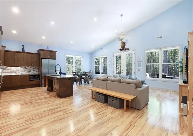 Photo 3 of Single family home for sale at 125 Griggs Rd, Six Mile, SC 29682 | MLS# 20307116 | Listing updated on 2026-10-19