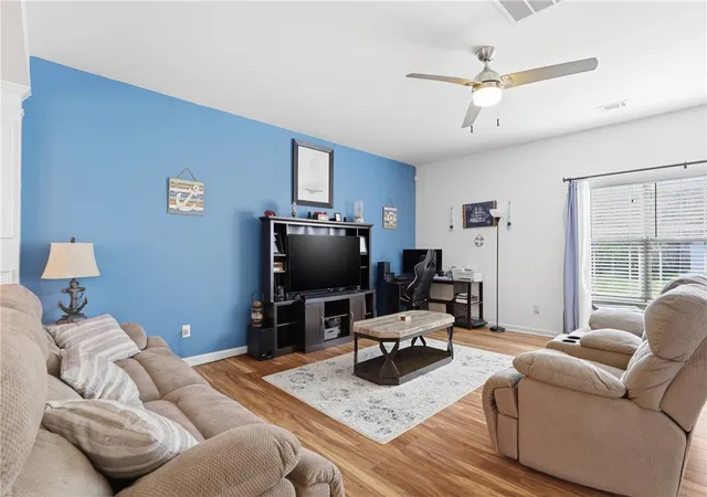 Photo 2 of Single family home for sale at 347 Riverdale Rd, Simpsonville, SC 29680 | MLS# 20308448 | Listing updated on 2026-10-25
