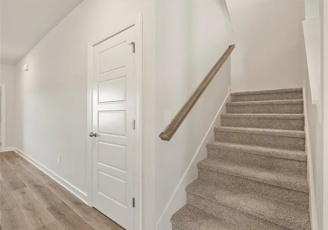 Photo 3 of Single family home for sale at 112 Swan Grv Trl, Fountain Inn, SC 29644 | MLS# 20306753 | Listing updated on 2026-10-19