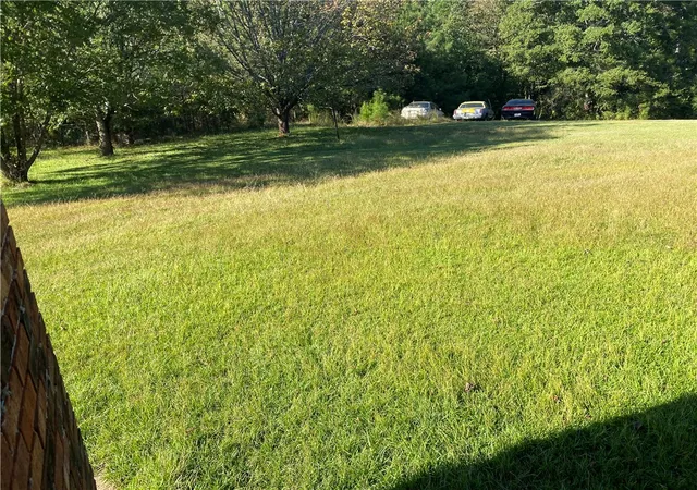 Photo 3 of Single family home for sale at 307 Bickford Cir, Anderson, SC 29625 | MLS# 20307280 | Listing updated on 2026-10-19