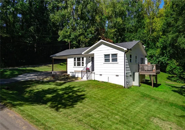 Photo 3 of Single family home for sale at 1620 Preston Dr, Anderson, SC 29621 | MLS# 20307295 | Listing updated on 2026-10-19
