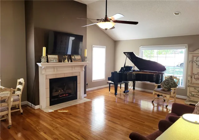 Photo 3 of Single family home for sale at 111 Brooke Lee Cir, Taylors, SC 29687 | MLS# 20308465 | Listing updated on 2026-10-20