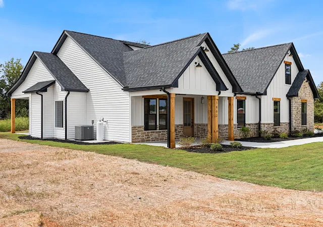 Photo 2 of Single family home for sale at 3802 Flt Rock Rd, Iva, SC 29655 | MLS# 20308431 | Listing updated on 2026-10-19
