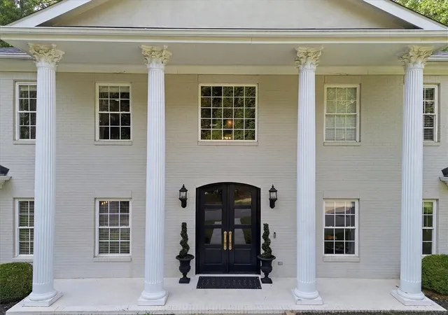 Photo 3 of Single family home for sale at 104 Paris Glen Way, Greenville, SC 29609 | MLS# 20308415 | Listing updated on 2026-10-20