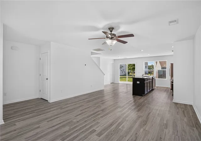 Photo 3 of Single family home for sale at 114 Traditions Blvd, Anderson, SC 29625 | MLS# 20308502 | Listing updated on 2026-10-21
