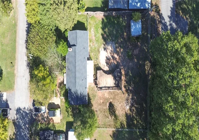 Photo 2 of Single family home for sale at 312 Claudine Dr, Anderson, SC 29624 | MLS# 20308562 | Listing updated on 2026-10-23
