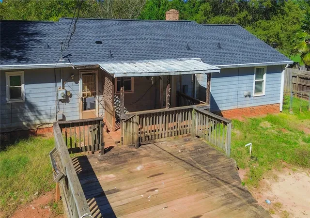 Photo 4 of Single family home for sale at 312 Claudine Dr, Anderson, SC 29624 | MLS# 20308562 | Listing updated on 2026-10-23