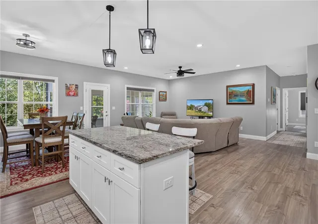 Photo 4 of Single family home for sale at 232 Bridgeview Dr, Anderson, SC 29625 | MLS# 20308552 | Listing updated on 2026-10-21