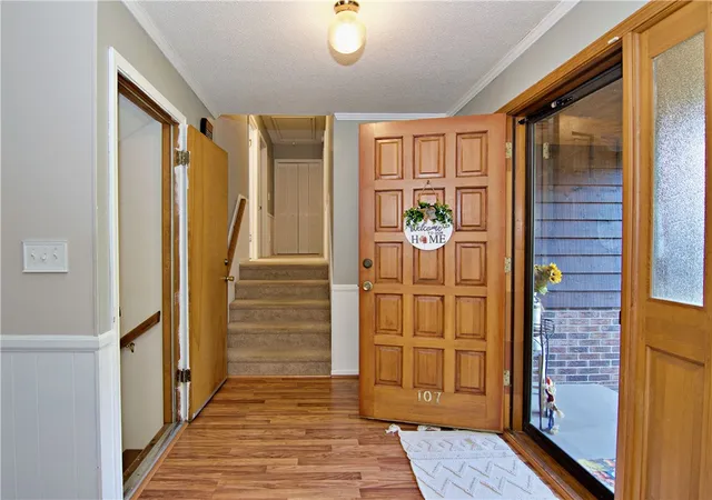 Photo 4 of Single family home for sale at 107 Middlewood Ln, Anderson, SC 29621 | MLS# 20308410 | Listing updated on 2026-10-25