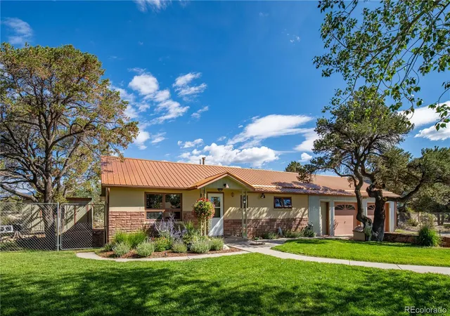 Photo 3 of Single family home for sale at 216 Crossman Ave, Buena Vista, CO 81211 | MLS# 2371793 | Listing updated on 2026-09-05