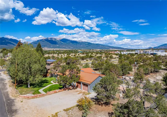Photo 3 of Single family home for sale at 216 Crossman Ave, Buena Vista, CO 81211 | MLS# 2371793 | Listing updated on 2026-09-05