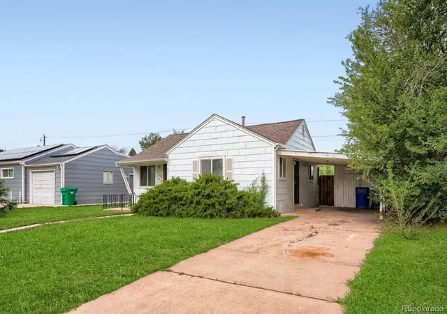 Photo 29 of Single family home for sale at 891 Lansing St, Aurora, CO 80010 | MLS# 5883420 | Listing updated on 2026-09-01