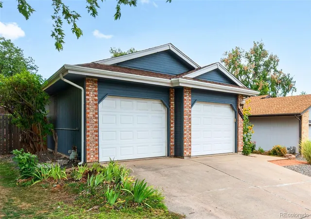 Photo 2 of Single family home for sale at 7150 Routt St, Arvada, CO 80004 | MLS# 3307185 | Listing updated on 2026-09-25