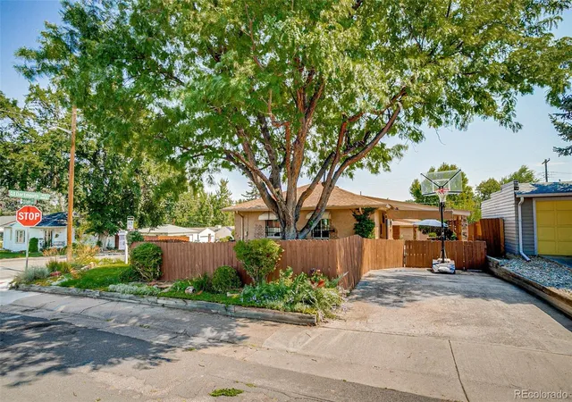 Photo 2 of Single family home for sale at 1010 E Dartmouth Ave, Englewood, CO 80113 | MLS# 3722105 | Listing updated on 2026-09-02