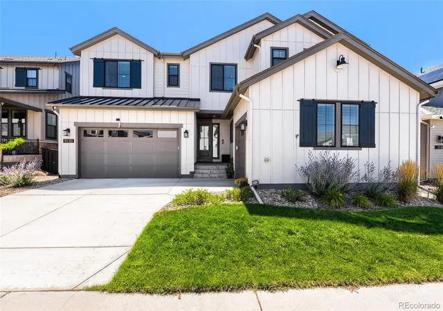 Photo 2 of Mansion for sale at 9130 Star Fall Cir, Littleton, CO 80125 | MLS# 2761921 | Listing updated on 2026-09-01
