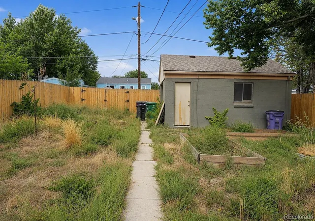 Photo 3 of Single family home for sale at 807 S Vrain St, Denver, CO 80219 | MLS# 6605109 | Listing updated on 2026-09-02