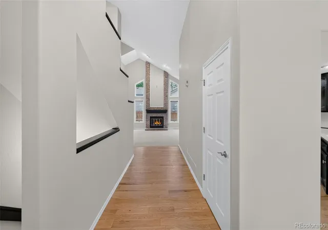 Photo 3 of Single family home for sale at 2577 S Independence Ct, Lakewood, CO 80227 | MLS# 4171823 | Listing updated on 2026-09-01