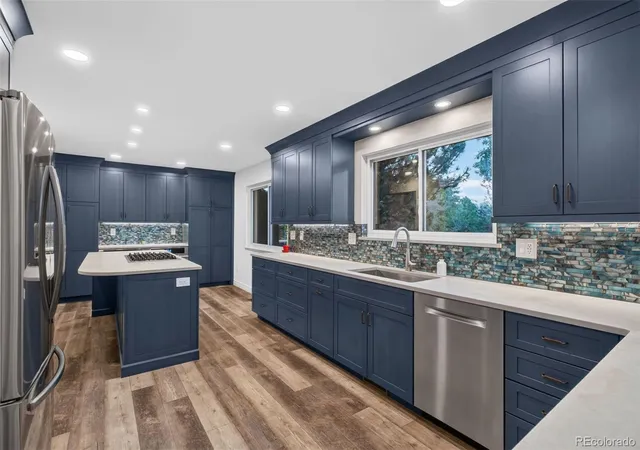 Photo 2 of Single family home for sale at 10562 E Maplewood Dr, Englewood, CO 80111 | MLS# 5230333 | Listing updated on 2026-09-05