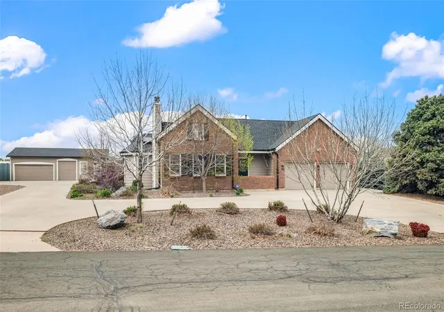 Photo 2 of Single family home for sale at 6691 S Abilene Way, Centennial, CO 80111 | MLS# 5351327 | Listing updated on 2026-10-05