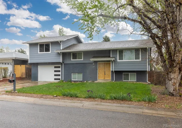 Photo 3 of Single family home for sale at 8506 Eaton St, Arvada, CO 80003 | MLS# 4273716 | Listing updated on 2026-10-28