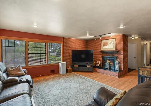 Photo 3 of Single family home for sale at 1759 Palmer Park Blvd, Colorado Springs, CO 80909 | MLS# 9532375 | Listing updated on 2026-09-18