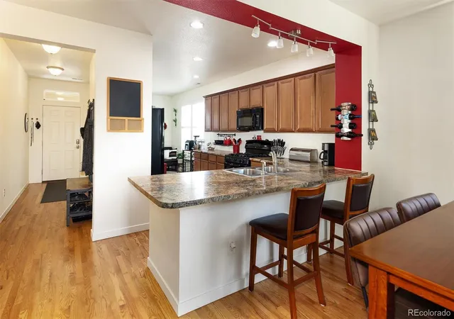 Photo 4 of Single family home for sale at 9127 Ellis Way, Arvada, CO 80005 | MLS# 9710292 | Listing updated on 2026-10-04