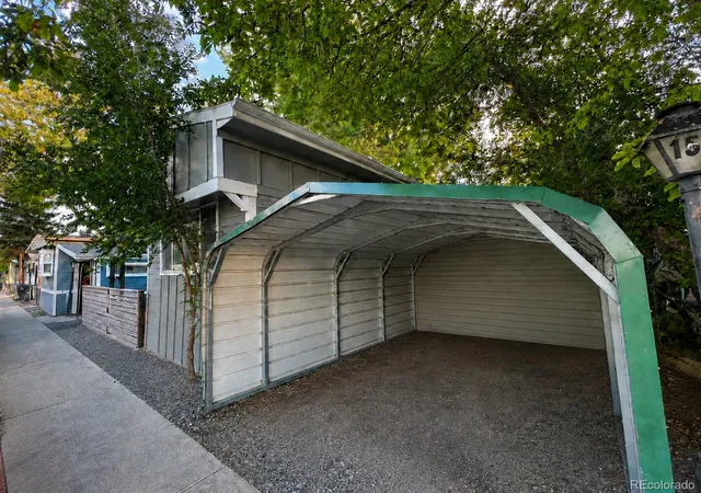 Photo 3 of Manufactured home for sale at 1400 Collyer St, Longmont, CO 80501 | MLS# 2058491 | Listing updated on 2026-09-02