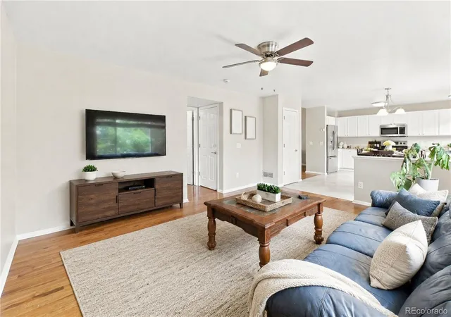 Photo 4 of Single family home for sale at 1193 Timbervale Trl, Highlands Ranch, CO 80129 | MLS# 7281200 | Listing updated on 2026-10-06
