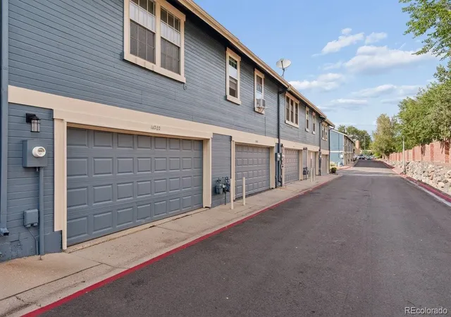 Photo 23 of Townhouse for sale at 14202 E Radcliff Cir, Aurora, CO 80015 | MLS# 5785779 | Listing updated on 2026-09-02