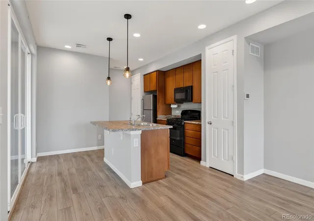 Photo 4 of Townhouse for sale at 23584 E 5th Place, Aurora, CO 80018 | MLS# 5076967 | Listing updated on 2026-10-04