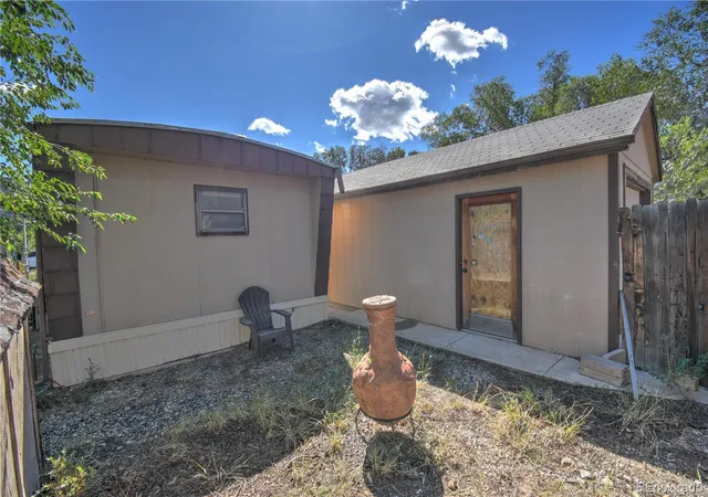 Photo 2 of Single family home for sale at 622 Walnut St, Salida, CO 81201 | MLS# 4254424 | Listing updated on 2026-09-22
