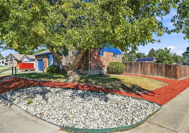 Photo 4 of Single family home for sale at 2095 E 113th Avenue, Northglenn, CO 80233 | MLS# 3342827 | Listing updated on 2026-09-03