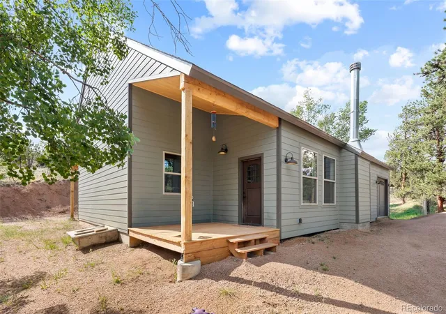 Photo 3 of Single family home for sale at 2270 Pikes Peak Dr, Florissant, CO 80816 | MLS# 3299083 | Listing updated on 2026-09-01