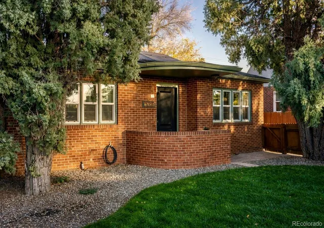 Photo 1 of Single family home for sale at 2678 Colorado Blvd, Denver, CO 80207 | MLS# 1733412 | Listing updated on 2026-09-05