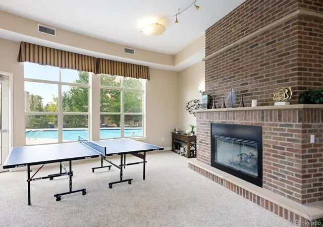 Listing Photo 2 - Condo for sale in building located at 9039 E Panorama Cir, Englewood, CO 80112 - Unit #C309