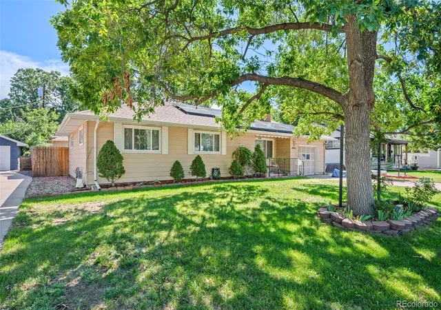 Photo 1 of Single family home for sale at 4942 S Galapago St, Englewood, CO 80110 | MLS# 8861867 | Listing updated on 2026-09-02
