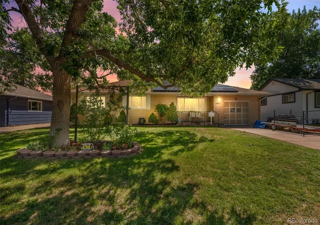 Photo 3 of Single family home for sale at 4942 S Galapago St, Englewood, CO 80110 | MLS# 8861867 | Listing updated on 2026-09-21