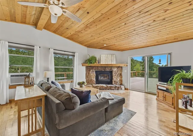 Photo 3 of Single family home for sale at 6773 Snowshoe Trl, Evergreen, CO 80439 | MLS# 9176183 | Listing updated on 2026-09-03