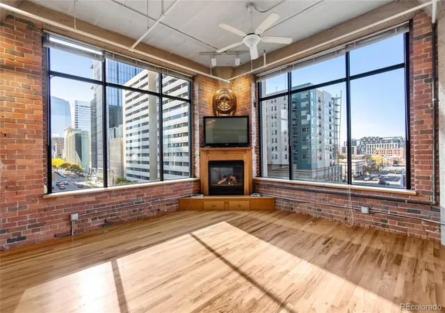 Photo 3 of Condo for sale at 2000 Arapahoe St #402, Denver, CO 80205 | MLS# 4427739 | Listing updated on 2026-09-02