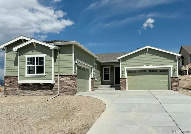 Photo 1 of Single family home for sale at 350 Hardstone Dr, Monument, CO 80132 | MLS# 5364613 | Listing updated on 2026-09-02