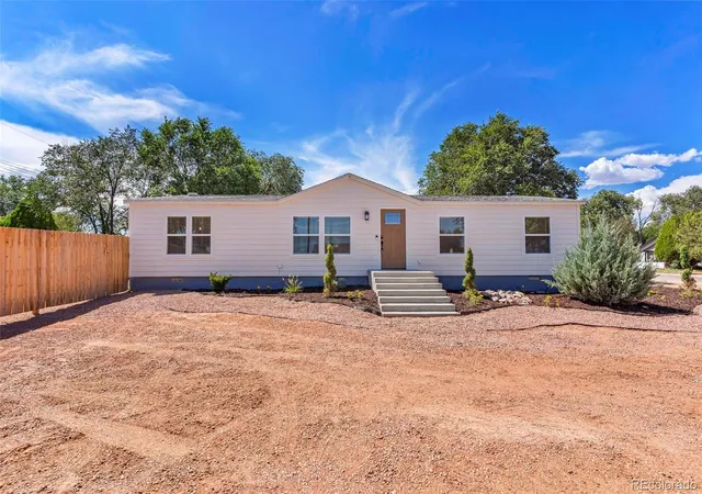 Photo 2 of Single family home for sale at 2206 W 16th Street, Pueblo, CO 81003 | MLS# 4410531 | Listing updated on 2026-09-02