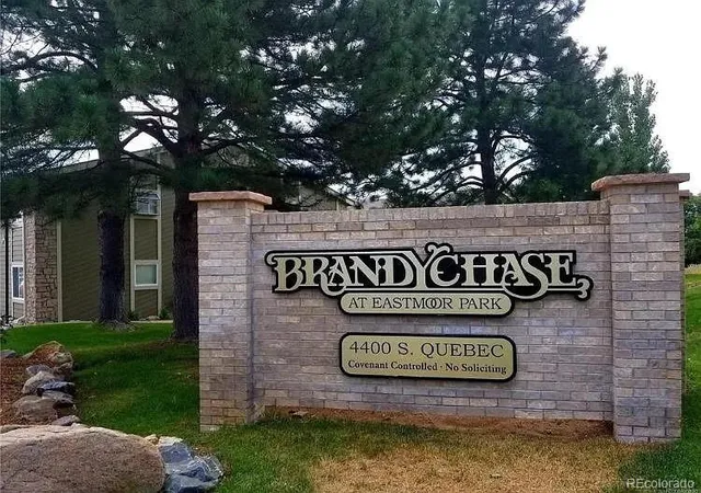 Listing Photo 2 - Condo for sale in building located at 4400 S Quebec St, Denver, CO 80237 - Unit #D203